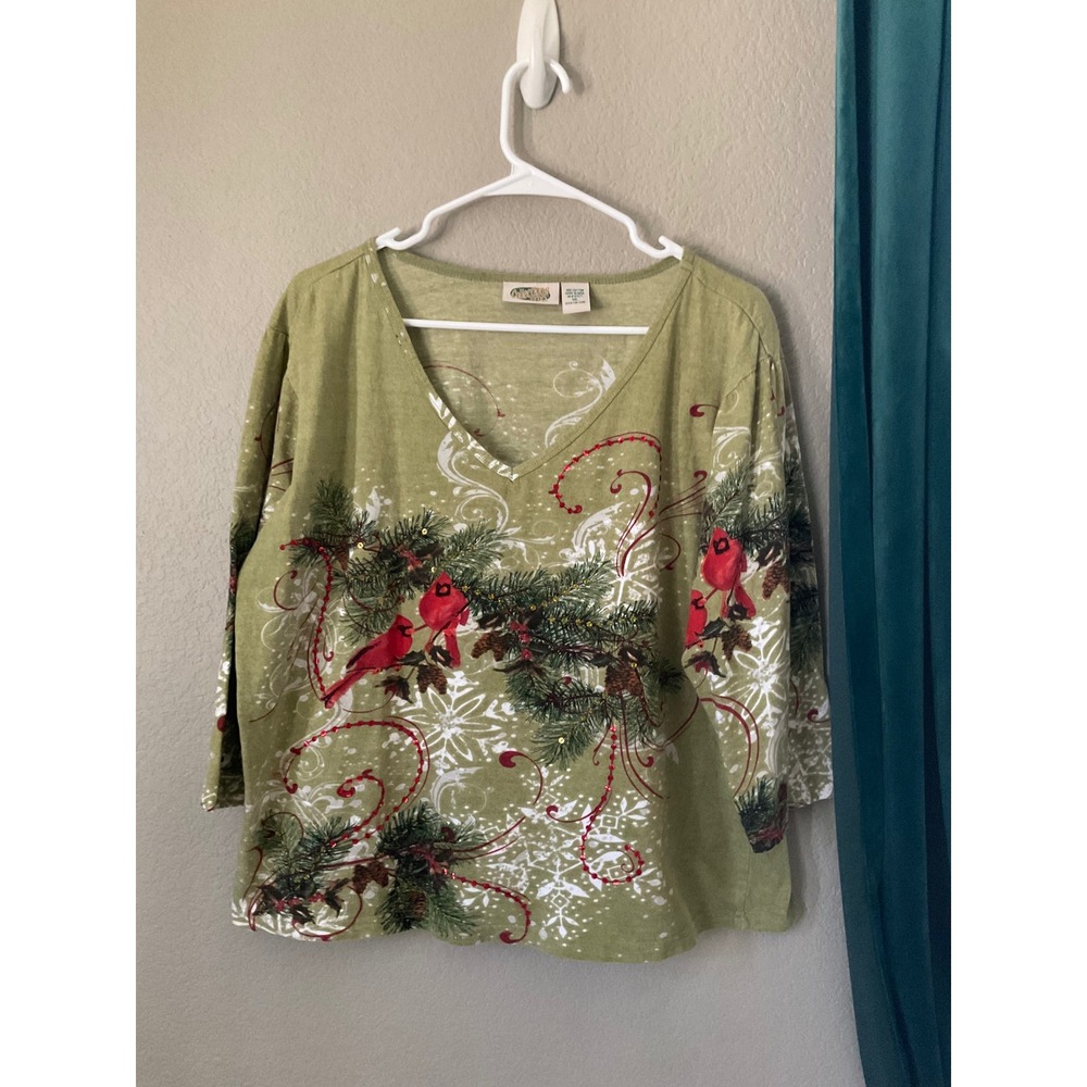 Collections Etc y2k XL Green Cardinal Christmas Top V-Neck 3/4 Sleeve Cotton